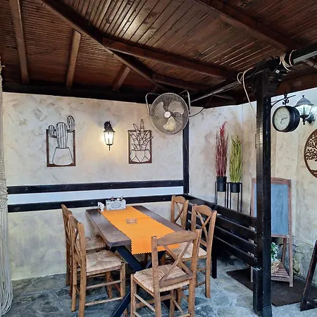 بيت ضيافة Starata Kushta لوزينيتس