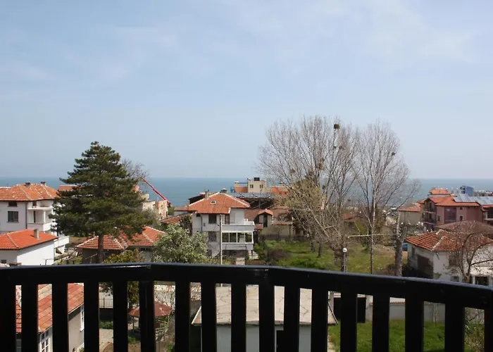 Starata Kushta 2* Lozenets